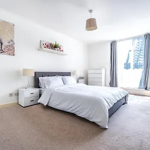  Apartment Luxury In Canary Wharf United Kingdom